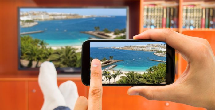 collegare smartphone a smart tv
