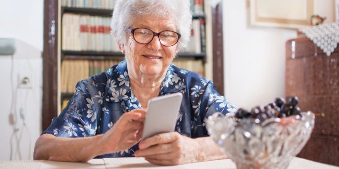 smartphone anziani smartphone anziani